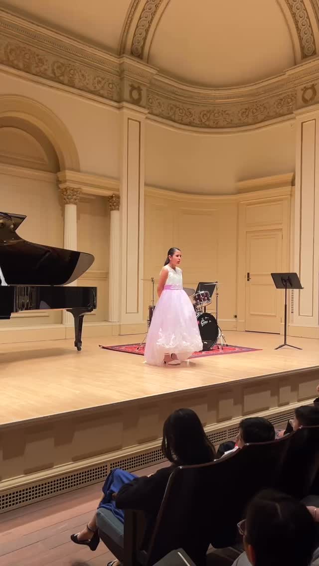 Helen singing at Carnegie hall! ๐ค๐ต
Watching our students take the stage at Carnegie Hall was nothing short of inspiring. Their hard work, courage, and passion came to life in the most unforgettable way. The future is super bright! ๐ถ โจ
Check out the link in our bio to see the full performances! ๐
#CarnegieHall #FutureMusicians #NewYorkMusic #MusicLife PerformingArts