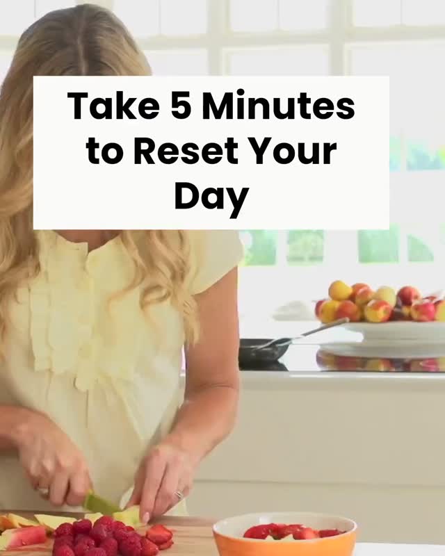 Some days, all I can spare is five minutes. But those five minutes have become my secret to feeling grounded and in control.
Try a simple mini habit today: take 5 minutes just for yourself—stretch, breathe, or simply pause. It's a small win that adds up to big wellness gains.
What's one easy habit you can commit to right now?
#alwaysonyoursidecoaching #CoachParis #Healthcoach #Powerof13 #wemeetyouwhereyouare #Healthandwellness
Alwaysonyoursidecoaching.com #alwaysonyoursidecoaching #CoachParis #Healthcoach #Powerof13 #wemeetyouwhereyouare #Healthandwellness