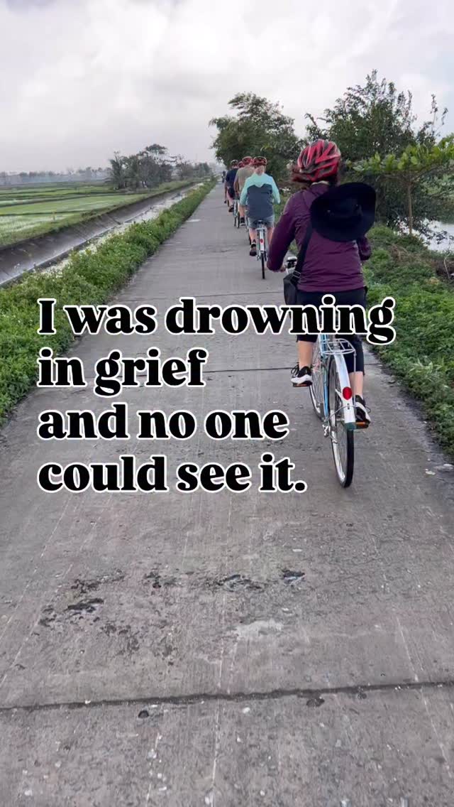 After my daughter died, I learned how easy it is to look “okay” while barely holding yourself together.
Grief is often invisible. Quiet. Private. Exhausting.
If you’re carrying more than anyone realizes… I see you.
You don’t have to prove how much you’re hurting for it to be real.
Comment COMMUNITY if you want to be surrounded by moms who understand this kind of invisible grief. 🤍
#childloss #grievingmother #bereavedmom