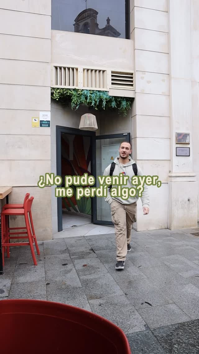 Esto de los Therians se nos está yendo de las manos 😔🐺🐶🐈
📍 Plaza de la Iglesia, La Línea
📲 856 159 168
#copas #lalinea #merienda #coctel #campodegibraltar