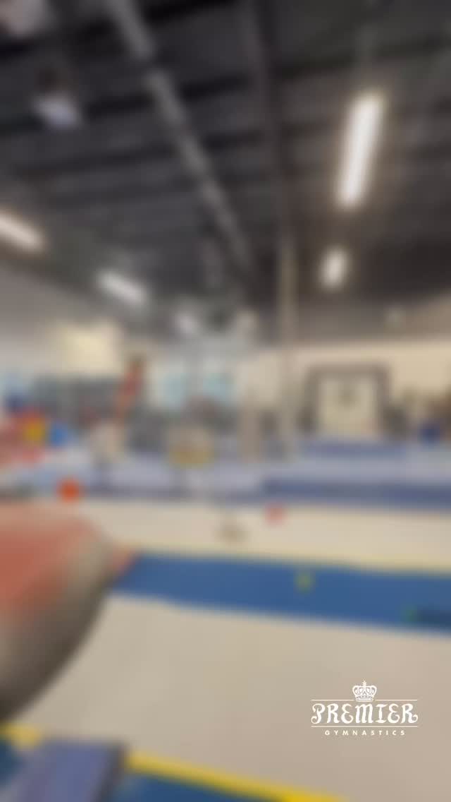 Level 9 Alanah got her double back dismount off bars last night. We are SO proud of her! 🫶🏼
Premier mindset. Built by effort. 👑
Trust the training. Trust the journey. 🩷
#Level9 #PremierStrong #PremierMindset #BuiltByEffort #Gymnastics