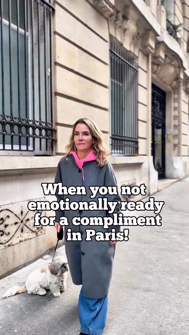 POV: You get a compliment in Paris and your brain goes ERROR 404.š¤£
āSorry⦠are you talking to me??ā
In Paris you are NEVER emotionally ready to have a compliment𤣠BECAUSE IT NEVER HAPPENS! And when it happens, you never know what to answer!
You are all asking me about the coat š Coat by @vicolo.official
š«š· book your tickets for my stand-up comedy in English in Paris!
OH MY GOD, SHEāS PARISIAN!
#parisianlife #parisian #relatable #parisstreet #lavieparisienne