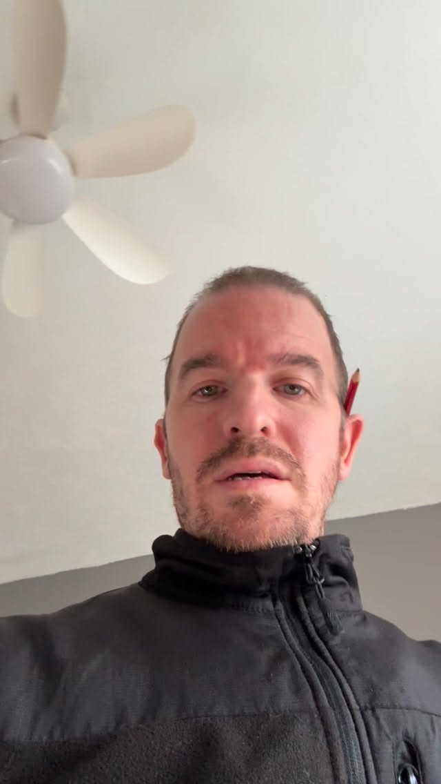 Fitting down in sunny whitstable today for a client I’ve done multiple jobs for - let’s see how it went! #shutters #madetomeasure #smallbusiness #smallbusinessowner #blinds