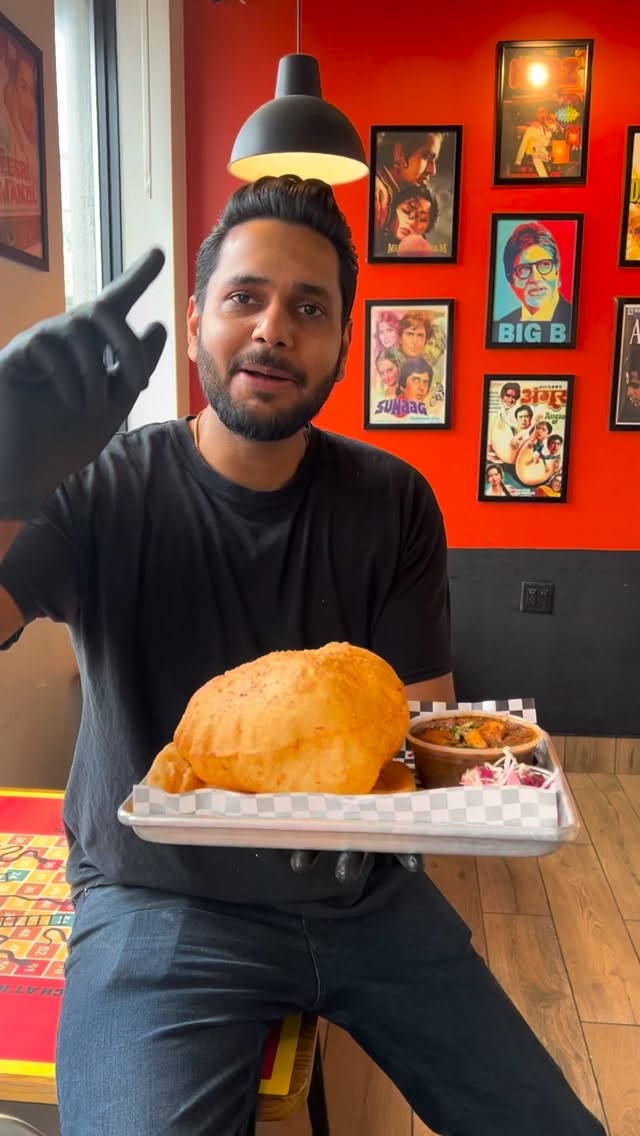 Best Delhiwale Chole Bhature @eato.ca
#toronto
#scarborough #cholebhature #dilliwale #streeteats