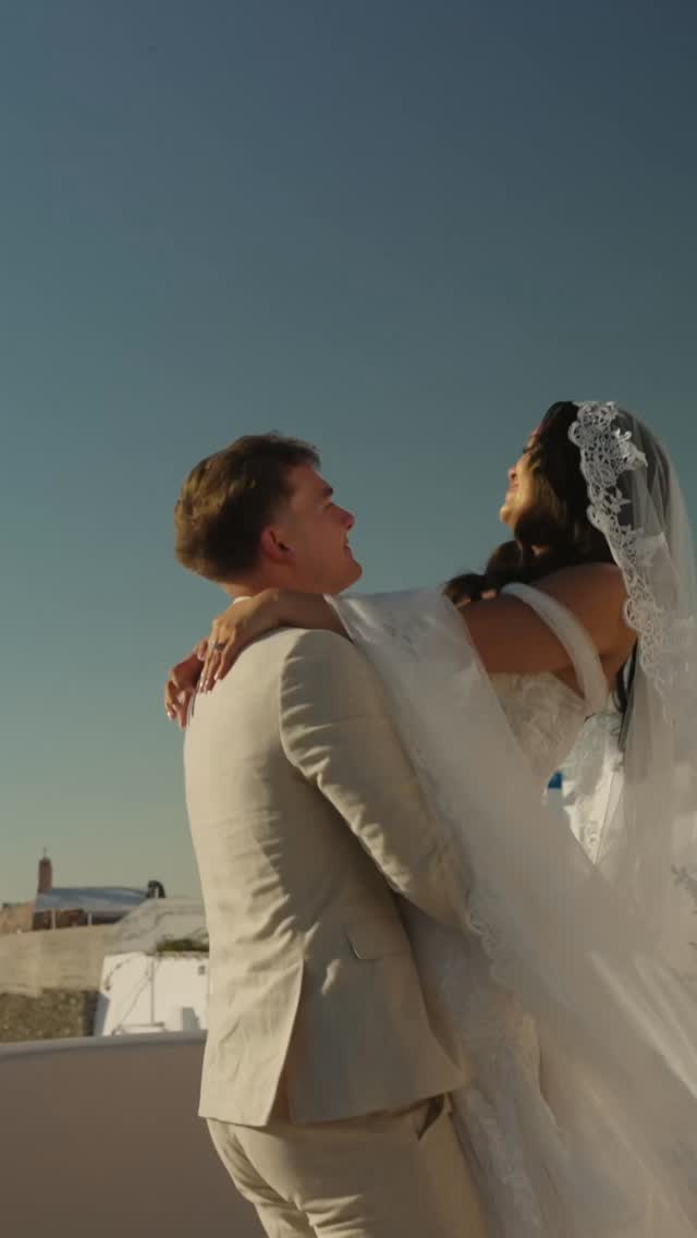 Some weddings aren’t just events… they’re memories carved in time 🩷 #santoriniwedding#europeweddingplanner#greeceweddingplanner#greeceweddingplanner#santoriniweddingplanner