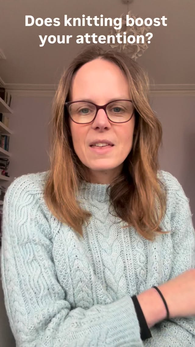 Do you knit before doing something that requires a lot of attention and focus?
Find out more about this in our latest journal club ep in your favourite podcast app or at the link in bio