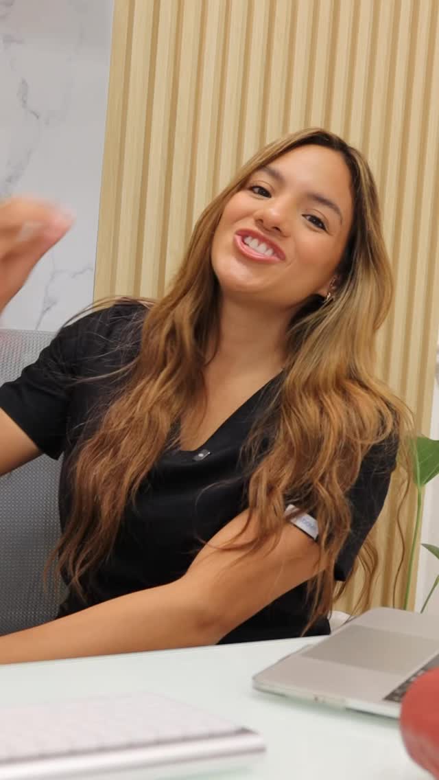 ¿Entrenas y sientes que tu alimentación no te está ayudando como debería?
Esto no es solo para atletas.
Si entrenas o practicas algún deporte, tu alimentación debe adaptarse a tu rutina y a tus objetivos.
Todo a través de una estrategia realista, personalizada y sostenible, diseñada para tu estilo de vida y que sí puedas cumplir..
Si entrenas, este enfoque es para ti.
📅 Agenda tu consulta nutricional y haz que tu alimentación juegue a tu favor.
Reserva tu cita ahora
📍Consultorios: Towncenter, Costa del Este, Torre Las Perlas, Piso 6, Suite 6120
📩 Agenda tu cita por la página web www.nutrikarolcustodio.com o al WhatsApp +507 6083-6453
@nutri.karolcustodio