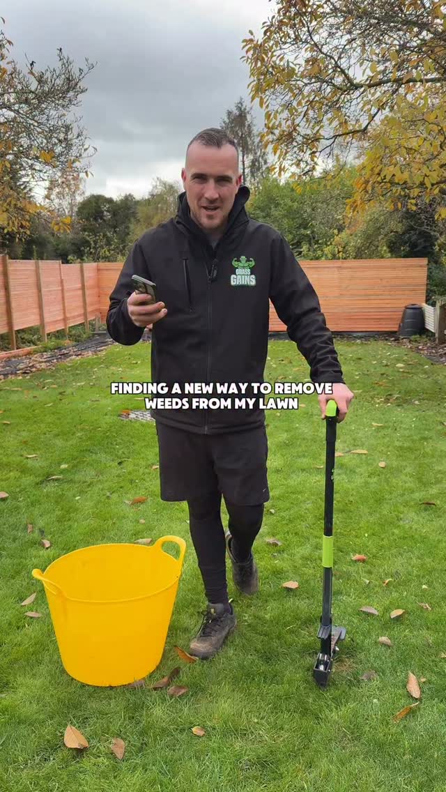 Making removing weeds from your lawn easier than ever ⬇️
Our WeedXtractor. Available to shop now.
#garden #gardening #lawn #lawncare #weeds