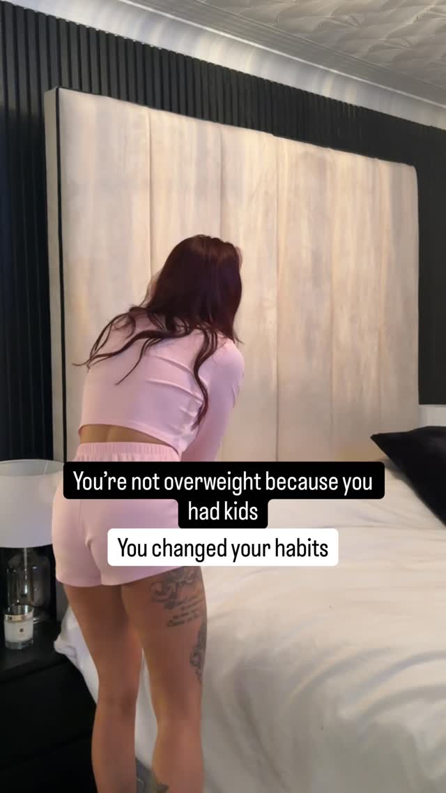 This will annoy some people.
But your body isn’t the problem.
Your routine disappeared.
Your standards slipped.
You started putting yourself last.
And I did the exact same thing.
Motherhood didn’t make me gain weight.
Lack of structure did.
And that’s actually good news.
Because habits are fixable.
Kids growing up isn’t the solution.
You taking ownership is.
Comment “OWN IT” if you’re ready.
Follow @clfitnesscoaching for real accountability, not sympathy.
#truth #motherhoodthroughinstagram #reality #femalecoach #fitnesslife