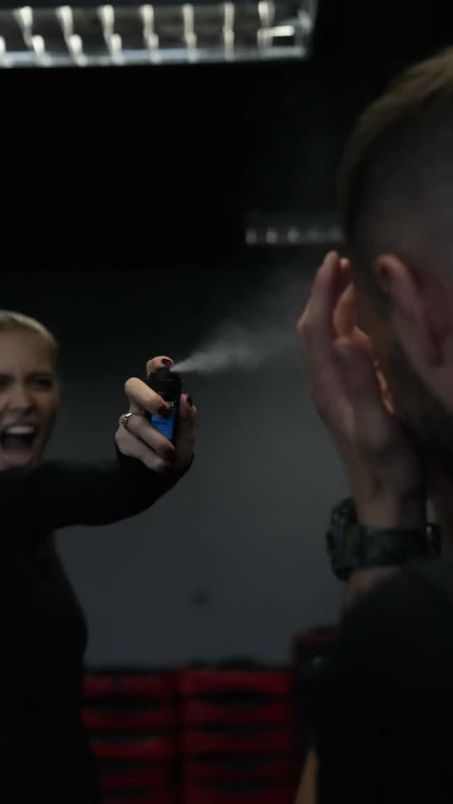 Nie po drugiej edycji.
Nie „kiedyś”.
Nie po pół roku treningów.
👉 Po jednym szkoleniu.
Tworzymy kurs samoobrony dla kobiet, które chcą umieć reagować tu i teraz.
Nie uczymy magicznych chwytów.
Uczymy prostych, skutecznych taktyk, które działają pod presją.
✔ Jak rozpoznawać zagrożenia
✔ Jak reagować na agresję słowną i fizyczną
✔ Jak bronić się przed chwytami i próbą przytrzymania
✔ Jak działać mimo stresu
✔ Jak wykorzystać swoje ciało – niezależnie od siły
Nie musisz być wysportowana.
Nie musisz mieć doświadczenia.
Wystarczy decyzja, że robisz coś dla siebie.
📍 Warszawa, ul. Postępu 11
🗓 07.03.2026
⏰ 10:30–13:30
💳 300 zł
Zapisy w 🔗 linku w bio oraz 📥 DM
Kurs jest współtworzony z marką @sigur.me - podczas szkolenia wykorzystamy narzędzia do samoobrony dostępne w sklepie. Uczestniczki otrzymają prezenty i rabaty 🥰
#samoobrona #samoobronadlakobiet #kravmaga #warszawa
Kurs samoobrony z okazji #womansday