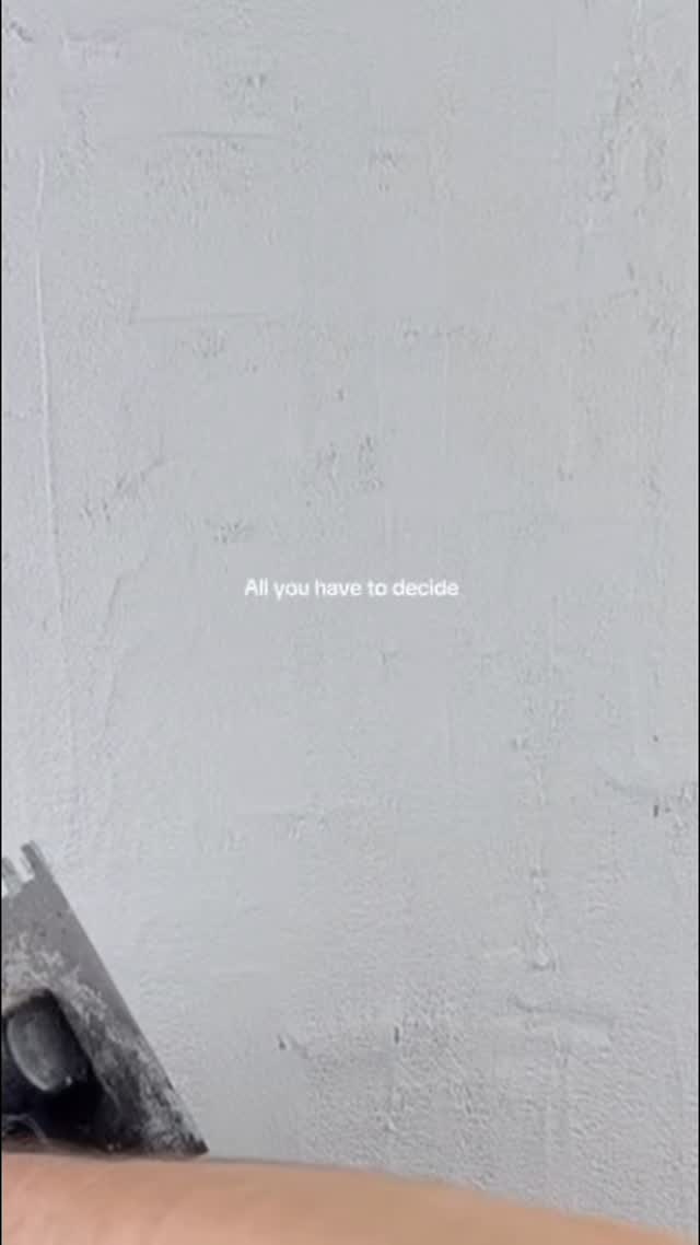 Even buried, light finds its way out.
#IMbrOKen #creativejourney #imok #concreteart #emergingartist