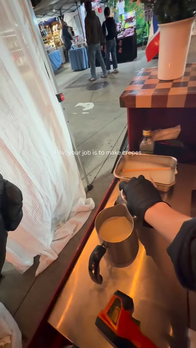 Flipping my way through life 🥞🌞
#crepecart #crepe #smallbuisness #viralvideos