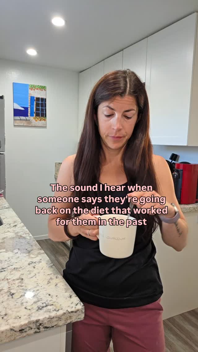 Your Friday reminder: If it really worked, you wouldn’t have to keep restarting it.
Weight loss isn’t the hard part.
Keeping it off is.
The goal isn’t another diet. It’s building habits you can actually maintain without restriction or burnout.
#sustainablefatloss #dietsdontwork #hardtruthsaboutweightloss #loseweightandkeepitoff #ditchdiets