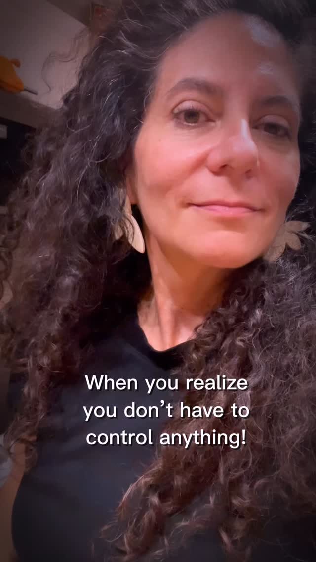 What if control is a fantasy? Letting go is one of the most freeing decisions we can make! Let people be. And you do you! Have you tried it?
If you want to learn more about how to do it, reach out and book a session with me. ☺️
#johnhamm #johnhammclubscene #lettinggo #letgo #freedom