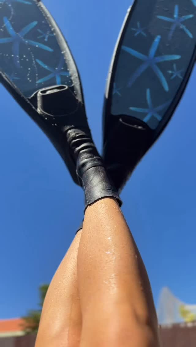 Stargazers 💫
Our newest freediving fin design is officially LIVE for pre-order.
You know you want to be floating around underwater with these beautiful starfish on your feet ~ don’t convince yourself otherwise 🙈
LIMITED EDITION fam so don’t be shy 💙💙💙