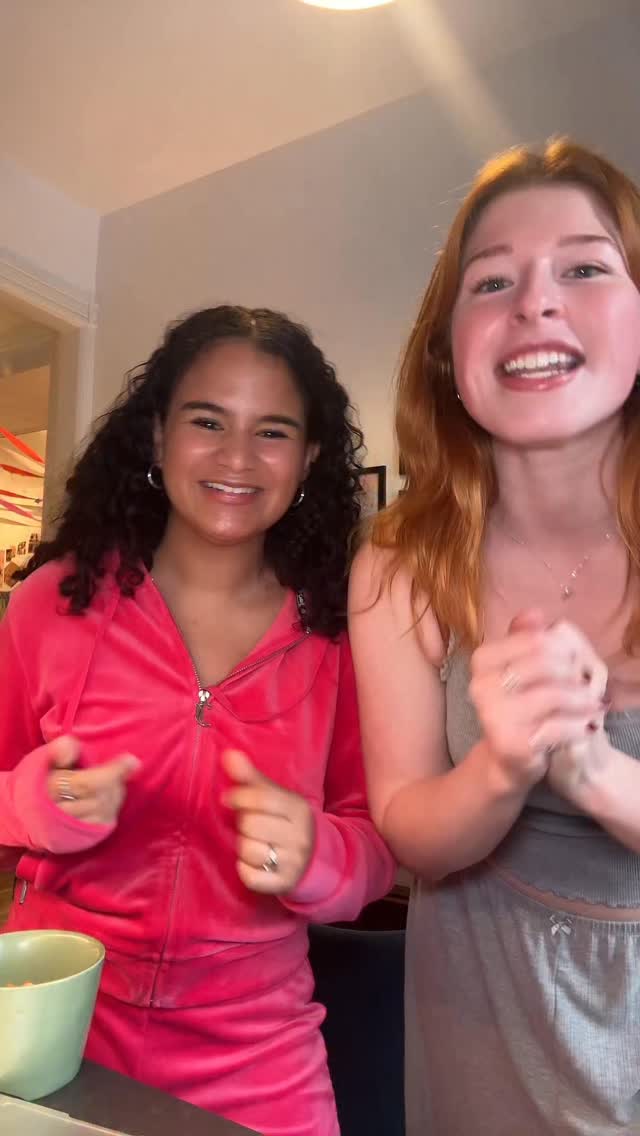 have an evil ex? an abomination of a former situationship? SUBMIT YOUR BREAKUP STORIES! LINK IN BIO! and come back sunday to see our kingdom collage 🏰💐💐 #girlfailureshow #dating