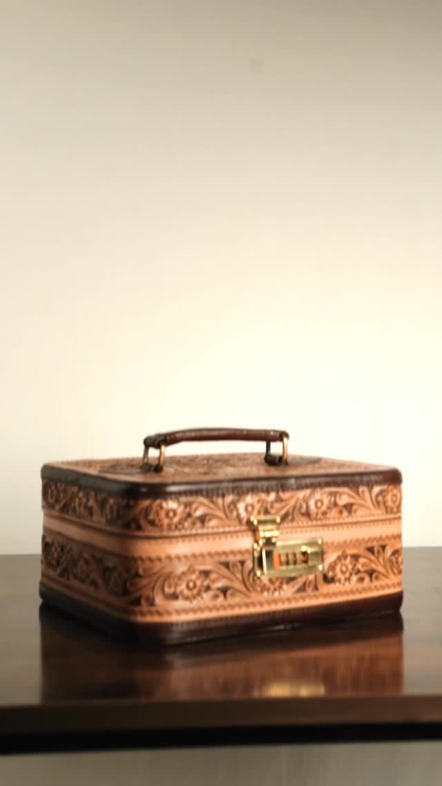 The Wildgrain Vault
#leathergoods #premium #handcrafted #europe