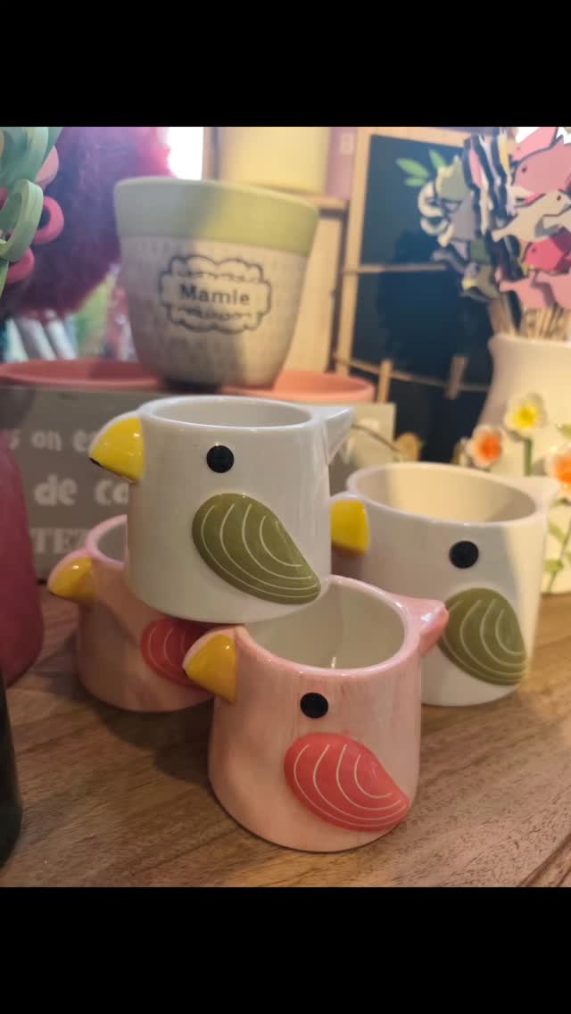 🪻Montez le son, fermez les yeux (enfin, pas toute la vidéo non plus sinon vous loupez tout 😂) ☀️
Le compte à rebours est lancé !
Mr le printemps, on est prêtes! On t'attend!!!!!
Et la fête des mamies de ce dimanche? N''en parlons pas ! Nous sommes au TAQUET !!!!!! 🌷
Alors, vous aussi ça vous fait du bien ces couleurs ? 🥳
Bon lundi à tous 🌱
#fleuriste
#lachapelledelatour
#fleurs
#artisanfleuriste
#faitmainfrançais