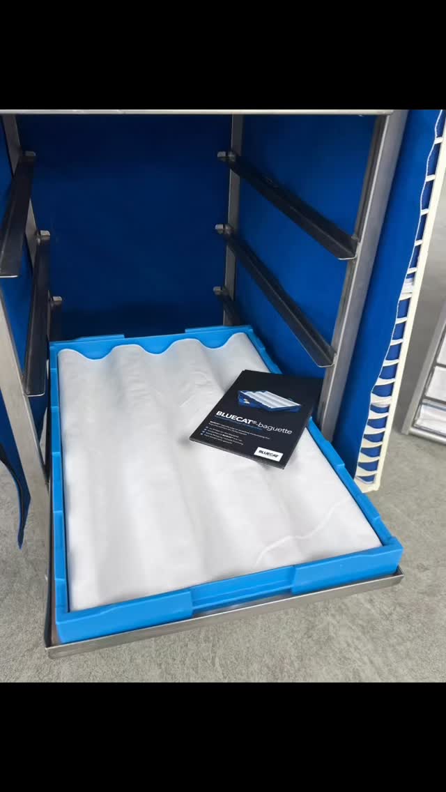 Baguetteinleger @bluecatgermany Gärtücher @cleanbakeproofing Baguetttmehl @grandsmoulinsdeparisfr Bäckermeister @gmp_mario_schmuck Hausmesse #messebadsalzuflen @baekowest @ebaeko was für eine herrliche Kombination