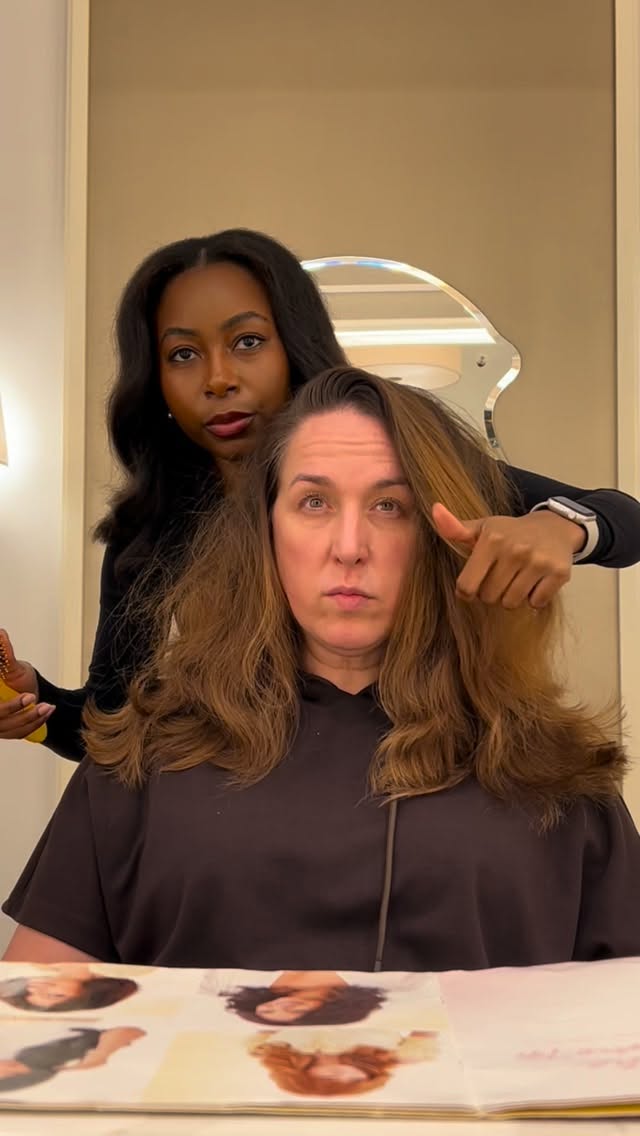 The perfect bouncy blow dry - The southern comfort 💕
@thedrybar @drybar_emea