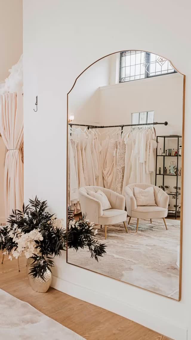 Could this be the mirror that you say ‘yes to the dress’ into? We hope so 🥰
If it’s your time to say ‘yes’ - look no further 🖤
From complimentary Prosecco to personalised support and advice - we’re here for you.
Our in-house seamstress is also there to take the pain out of searching for one. Everything all under one roof.
Welcome to the Bridal Box Boutique 🖤
#engaged #weddingdress #yorkshirebridalboutique #timetotry #weddingdress
