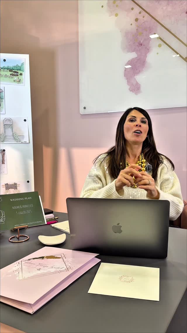 Oggi vi racconto 5 errori che gli sposi sottovalutano.Il matrimonio non è solo emozione, è organizzazione, strategia e coordinamento.Io mi occupo di questo, per farvi vivere il vostro giorno con serenità 🤍