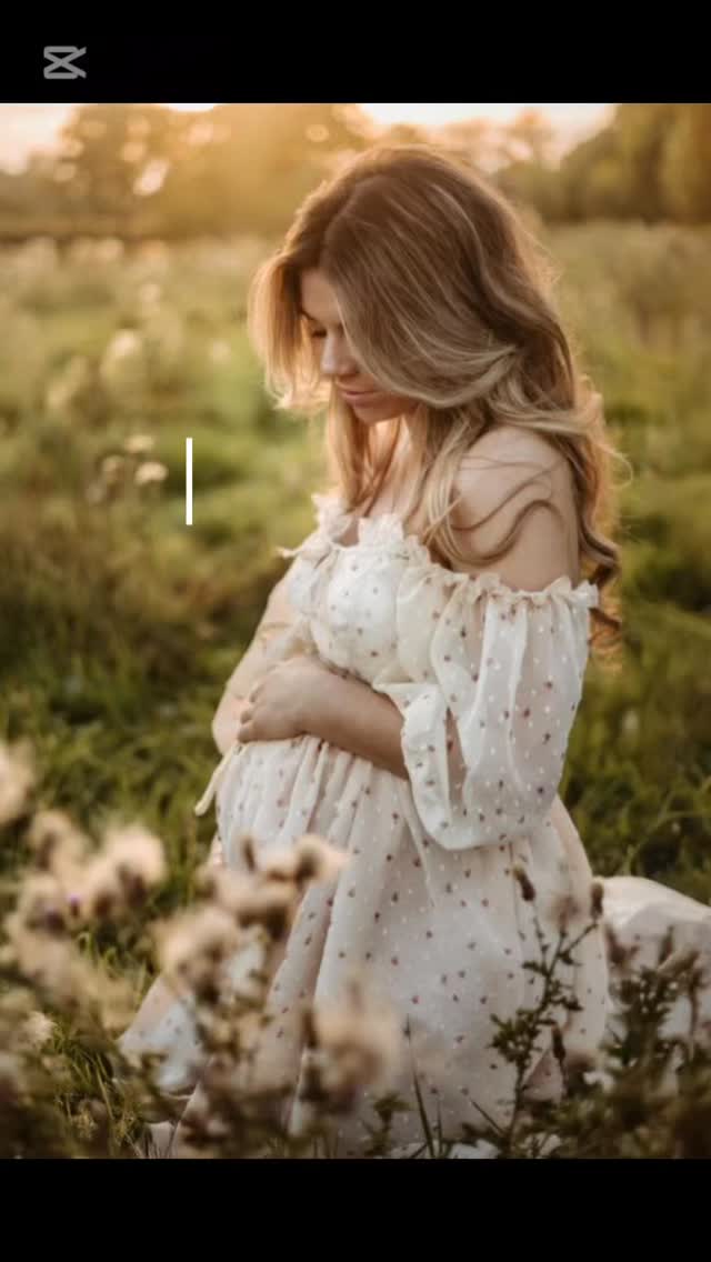 Spring has officially started for me 🩷🌸
I’d love to celebrate it together with you! 💕
My wish is that as many moms and moms-to-be as possible can truly celebrate and embrace their femininity in outfits they genuinely deserve.
Pieces that are not only beautiful, but comfortable too — and that make you feel truly yourself. ✨
To celebrate, starting today there’s 40% off shopwide in the webshop 🤩🎉
Take advantage of one of the best promotions of the year and grab your favorites now! 🎉
If you have any questions, feel free to message me — I’m here for you 🩷
Love,
Timea
#edenartdresses #maternityphotography #maternityshoot #readytoship