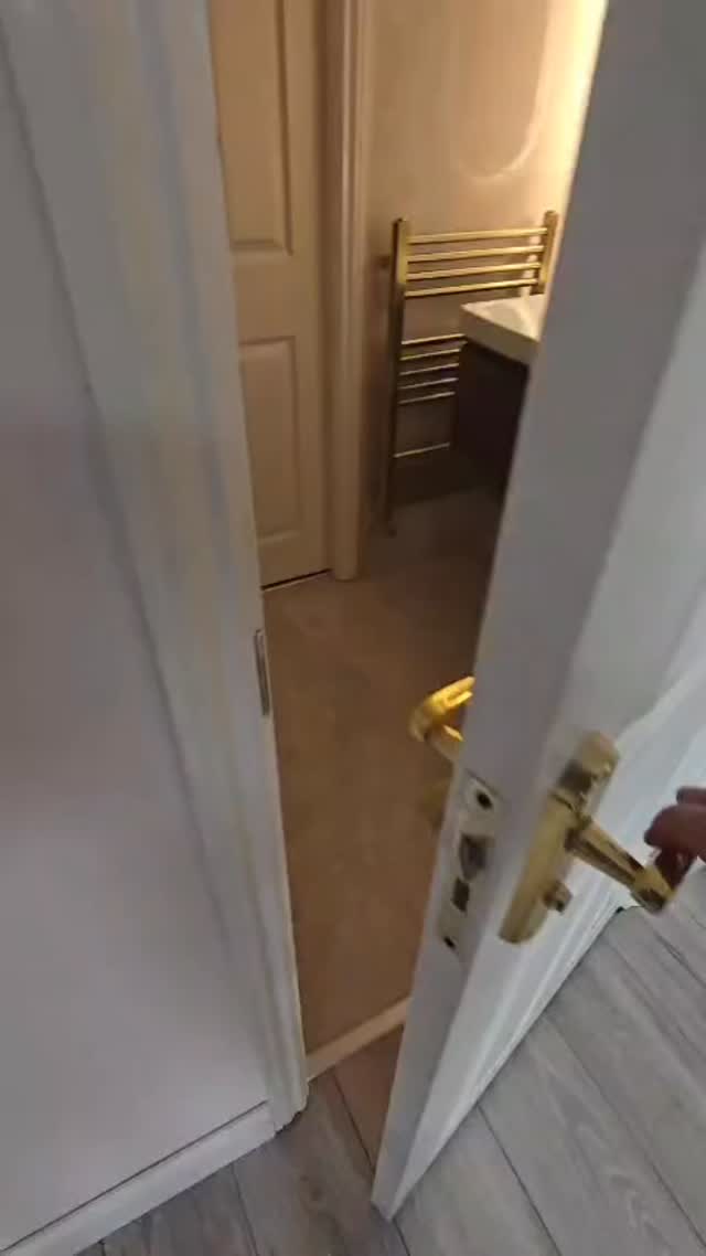 Friday feeling -
Latest project completed ✔️
Even in the smallest of spaces, you can still create your dream en-suite / bathroom! Check out our video to see the final result!
#bathroom #customhomesolutions #bathroommakeover #bespoke #Merseyside