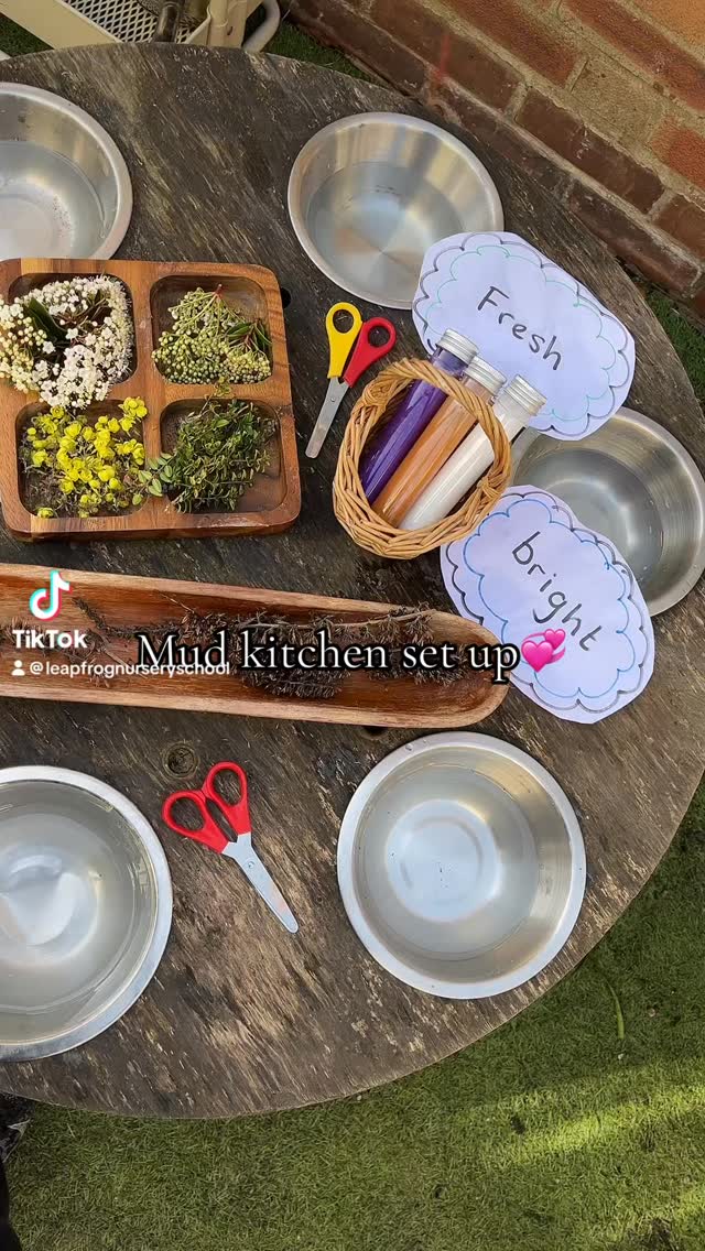 Little hands, big imaginations 🌸🍃
At Compton Road, they have been busy in the mud kitchen — mixing flower soup, chopping, stirring, and welcoming the magic of spring! 🌼