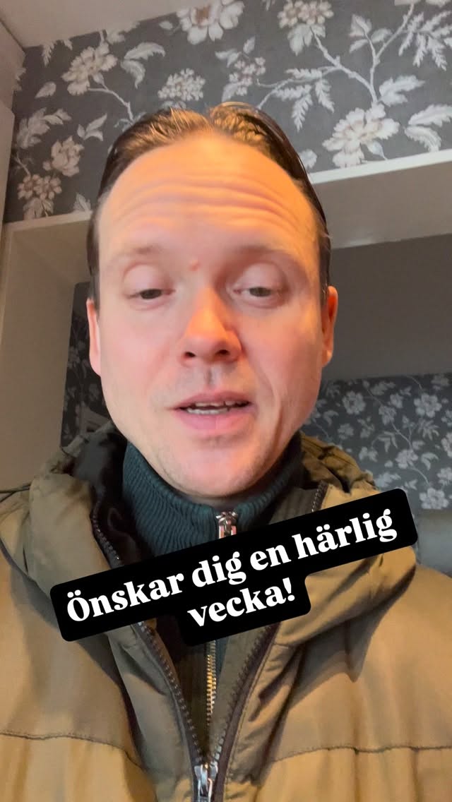 Kör vidare med min utbildning till PT och egna träning. Har gjort ett medvetet val att inte vara så aktiv på sociala medier för att orka med allt som sker för tillfället.
Tar emot kunder fortfarande och du är mer än välkommen att boka en tid när de passar dig. 😊👍
Vill bara checka in och önska er alla en härlig vecka! 🙌😁