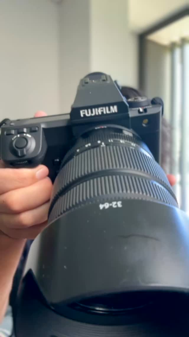 Extraordinaria!!! Realmente un placer fotografiar con esta cámara. Full recomendada