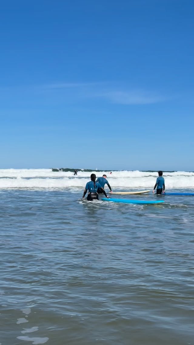 #surf #session #fyp #prt #vacances journée au top, du soleil des sourires et des vagues parfaites pour une session docs juniors 😃😍🏄💪🤙🏻😎❤️😜🏄♂️🌊☀️
