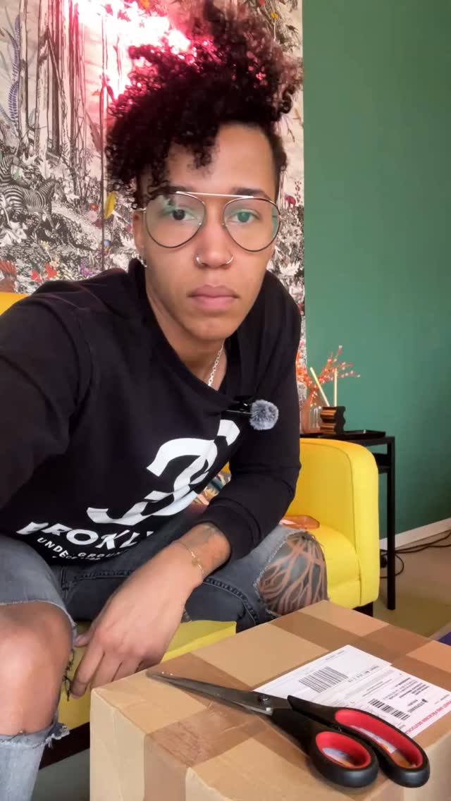 Be so smooth 😎 and sexy 💖
Unsere neuen Shirts sind da🥰 Damit wir noch hübscher aussehen für euch.
Hast du schon dein nächsten Termin gebucht?
#berlinbeauty #laserhaarentfernung #smoothskin #lgbtqfriendly #viralvideos