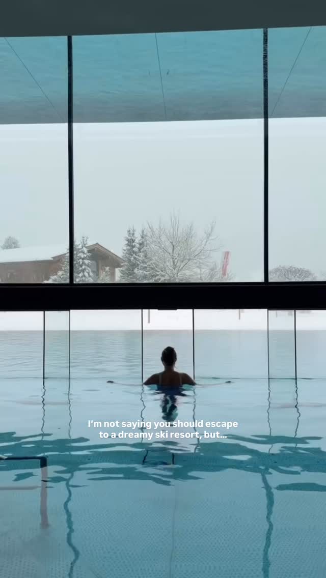 creating content that future guests can actually feel before they even click ‘book’ is what sets great content apart. it’s the kind of content that turns scrolling into staying.
this is also the kind of stay that reminds me why I love creating travel content in the first place.
capturing a story: the cozy moments, breathtaking views and how a place can slow you down in the best way. 🏔️