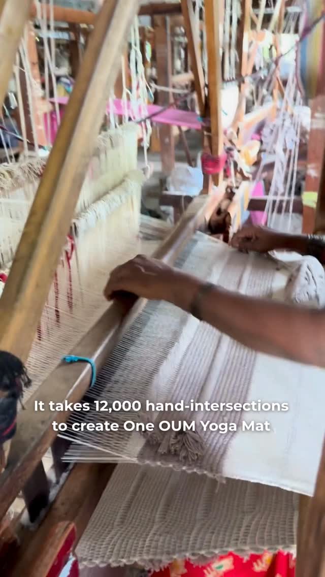12,000 hand-intersections.
Each one a deliberate crossing.
Each one shaped by an artisan’s movement.
This is what “handwoven” truly means.
Time translated into texture.
Patience translated into strength.
You don’t just practice on it.
You practice with it.
#yogamats #sustainability #ecofriendlymats #oumyogamats #oneuniversemantra