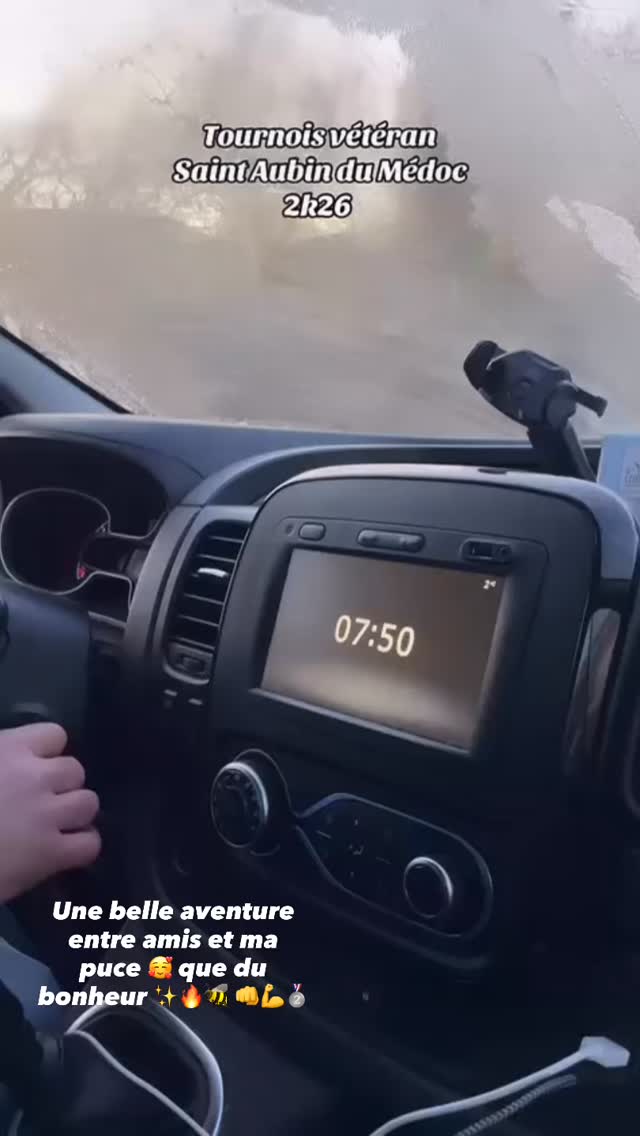 Dimanche Tournoi National Vétérans du Médoc 🥋🔥
Une formidable journée entre amis où se mêlent passion ❤️🔥 et complicité.
Une ambiance au top et de très beaux moments partagés !
👏 Félicitations a Thierry pour cette belle 2ème place en M5 -73kg !
🙏 Merci à Julien pour son coaching précieux,
et merci à Olivier pour son soutien et sa belle 5 eme place 👊
Que ce soit dans les vagues ou sur le tapis, les judokas surfeurs sont toujours de la partie ! 😎🔥🥋🤙
#JudoVeteran #PassionJudo
#dojosaintmartinois#judoclucotebascolandais#shiaijudoclubcapbretonangresse