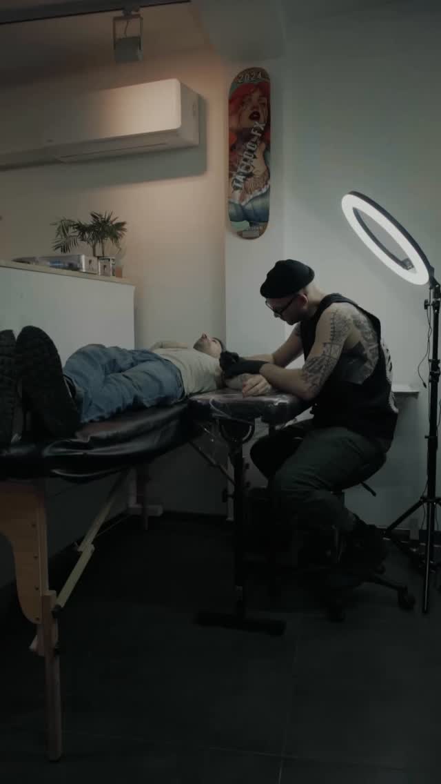 Past weekend our regular guest Dave @_dkbtc came to visit us again. Always such a pleasure having him over and good vibes. Give him a follow to see when he’ll be back. Credits @be.min.ne for the video #leuven