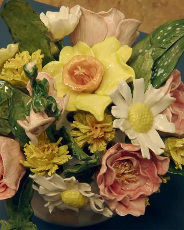 Having some time to reflect on week 7 this afternoon whist making has brought a smile to my face! Here are some zoomed in photos from the main make flower posey and the spot test with @jotaylorceramics
I loved creating these pieces and flowers have always meant so much to me. I can’t wait to get this posey back later this year as it will now become a piece filled with memories of a fun week and the joy of sharing that time with all the other potters.
@potterythrow
#clay #pottery #flowers #posey #nature