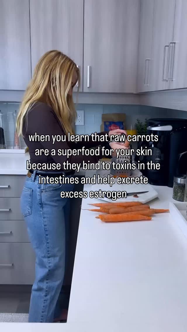 Eat yo carrots🥕
They contain unique insoluble fibers that aren’t fully broken down during digestion. These fibers can help bind to bile acids, endotoxins, and metabolized hormones in the gut so they can be excreted rather than reabsorbed.
Why does that matter for skin?
When excess estrogen, bacterial byproducts, or inflammatory compounds recirculate, they can contribute to systemic inflammation. For some people, that inflammation shows up as acne or eczema.
Supporting regular bowel movements and healthy estrogen metabolism is one simple way to lower inflammatory load & help clear your skin!!
Have you tried the raw carrot salad? Works better than any skincare trust me 😏
#clearskinhacks #acnesolution #clearskinjourney #eczemarelief #eczemafree
