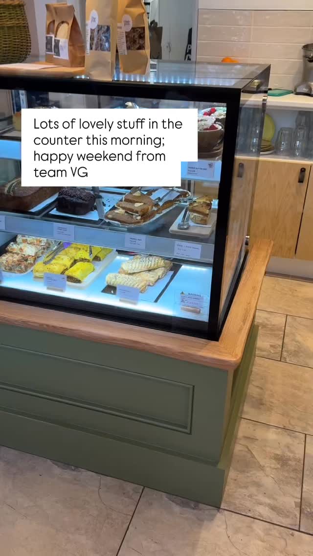 Weekend vibes at VG; brighter than the weather!
Coffee, connection, good food….
#cafelife #villagecafe #realfoodcookedhere #derbyshirelife #sheffieldeats