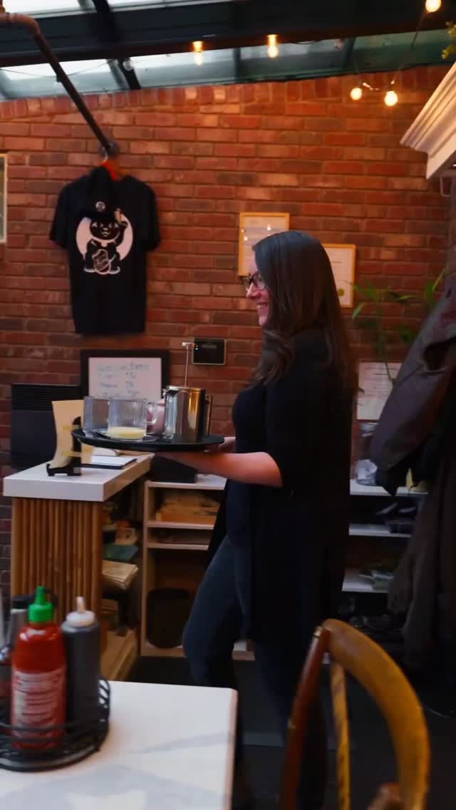 This & a General Manager as great as Sara-Anne .
Make sure to give her a friendly hello when you see her next, she's the best.
#YumSon #VietModern #NelsonBC
________________________________________________