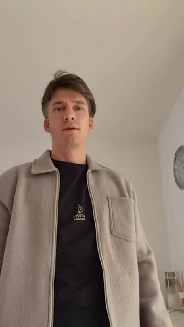 ✨VITAMIN KOMPLEX BOOST✨
Wenn dir Energie fehlt und der Alltag alles fordert.
Der Vitamin Komplex Boost enthält ausgewählte B-Vitamine, darunter Vitamin B12 und Vitamin B6.
Diese stärken deinen Energiestoffwechsel und können Müdigkeit und Ermüdung gezielt entgegenwirken.
Direkte Verfügbarkeit. Hochwertige Qualität.
In der BOOSTER LOUNGE in München.
#Vitaminkomplex #IVTherapy #Longevity #biohacking #boosterlounge