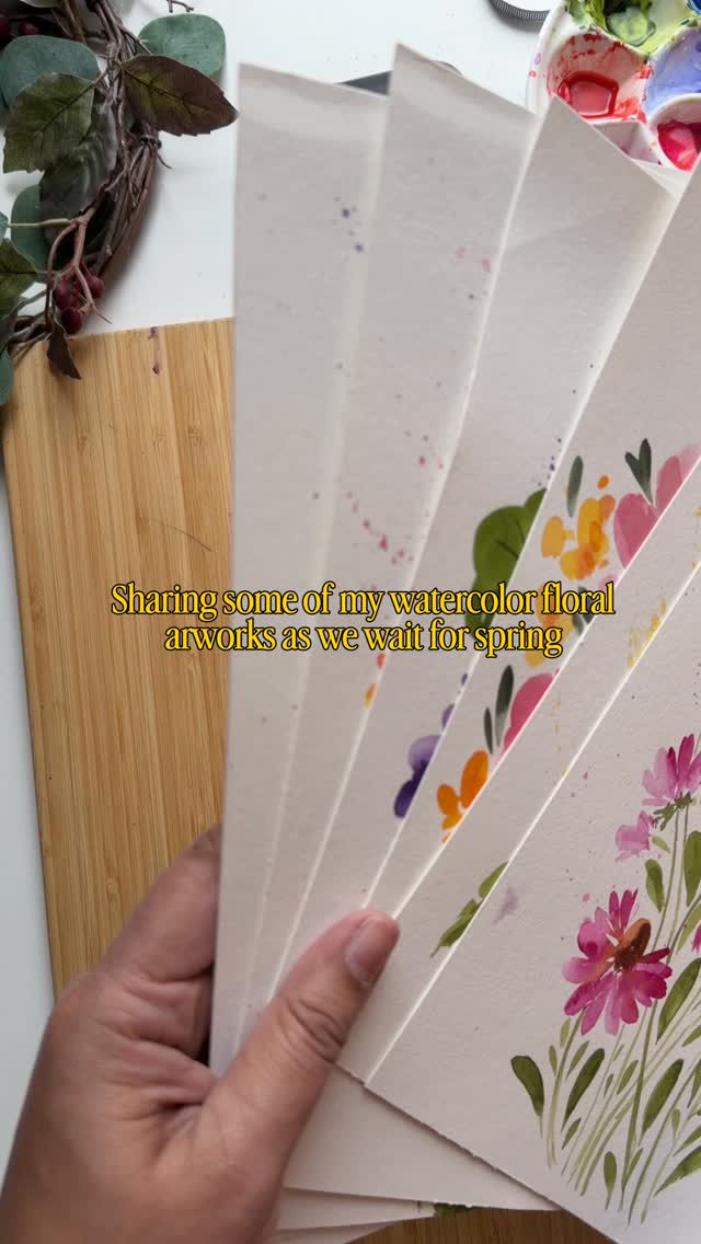 Some pretty watercolor loose flowers for you on this gloomy day ♥️ Do you have a favourite?
.
.
.
.
.
#watercolor #watercolorpainting #watercolorflowers #abstractart #looseflorals