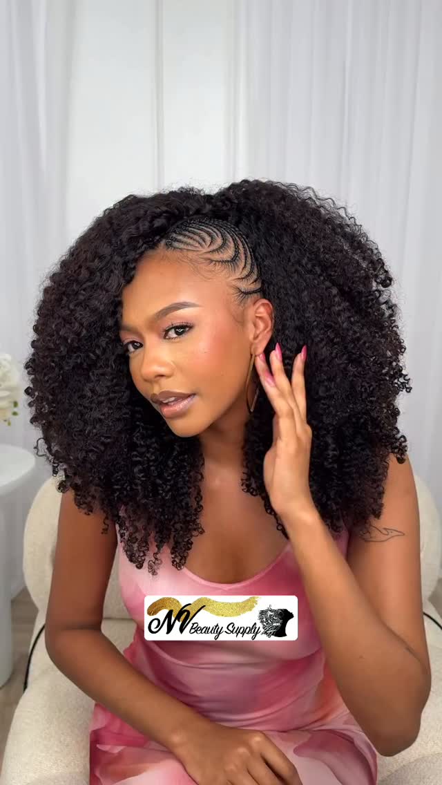 Happy Monday! What a beautiful way to kick off the week. Half feed in braids & half sew in 🤩 We got what you need! Call us or message us today on WhatsApp 📲