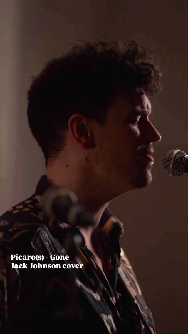 What a joy it was to perform with @agnes_verano and @ali_aus_liebe for over a year. We did many shows together and shared a moment in life I will never forget. We set up big and we all grew from it as musicians and as friends. Now we are all set on directions that are true to us and I know we will meet again with nothing but love in our hearts. 🥰
Thank you to @peter_alexander_wieser for capturing this instant ❤️ and @rubyhotels for the trust🙏