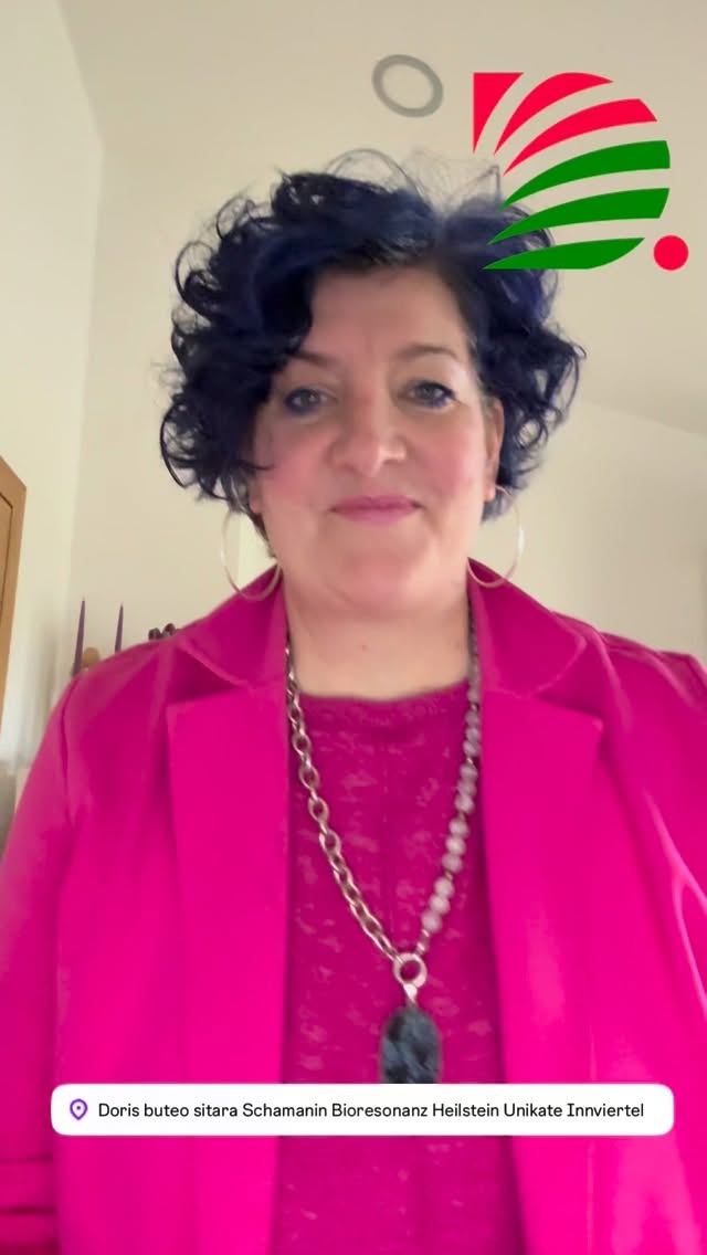 🌑✨ ASTEROIDEN WORKSHOP – Die verborgenen Kräfte in deinem Horoskop ✨🌑
Du kennst Sonne, Mond und Aszendent.
Aber was ist mit den leisen, mächtigen Stimmen dazwischen?
Die Asteroiden sind die feinen Codes deiner Seele.
Sie zeigen:
🌟 Deine uralten Talente
🌟 Deine weibliche Urkraft
🌟 Deine Wunden – und dein Heilpotenzial
🌟 Deine Berufung zwischen den Sternen
Ceres.
Pallas
Juno
Vesta
Psyche
Eros
Lilith Asteroid
Toro
Sappho
Amor
Pandora
Icarus
Diana
Hidalgo
Urania
Sie erzählen die Geschichte, die zwischen den großen Planeten geschrieben steht.
In diesem Workshop tauchen wir tief.
Nicht oberflächlich. Nicht astrologisches Smalltalk-Wissen.
Sondern echte Seelenarchitektur.