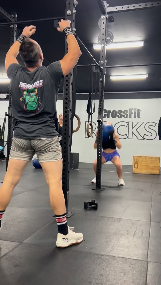 26.1 āļø
Proud is an understatement.
Every rep.
Every shake of the legs.
Every moment where quitting wouldāve been easier⦠and they chose to keep moving.
Thatās what the Open is about. Not just scores on a leaderboard ā but courage, commitment, and showing up when it counts.
To every member who threw themselves into 26.1⦠whether it was your first Open or your fifteenth ā we see you, and weāre proud of you.
Bring on 26.2ā”ļø
#CrossFitOpen #CrossFitRocks #ProudCoach #CommunityStrong EarnedNotGiven