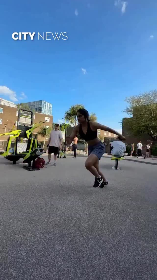 We had a fun time doing this interview with Eleanor from @citylondonnews 💕
Their caption below:
Have you spotted London’s female parkour community jumping around London?
@femgaps is a group of seven women creating women-only spaces to do extreme sport across the capital.
How? On the streets, in parks, on rooftops, down lampposts across the capital.
🔗 Read more at citylondonnews.co.uk
#parkour #parkourgirls #parkourgirl #parkourwomen #freerunning