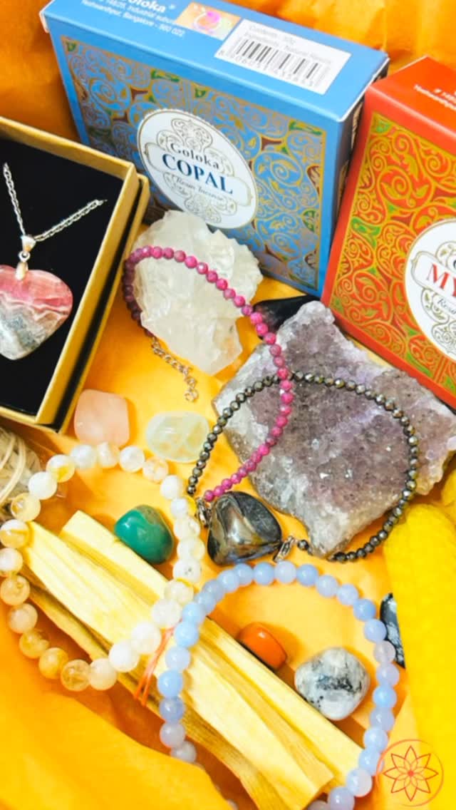 Acompáñame a preparar este pedido especial 📦💎. Me encanta ver cómo estas piezas únicas encuentran su hogar. ¡Gracias por confiar!
#PiedrasNaturales #Cristales #Cuarzos #Minerales #PackagingVideo
