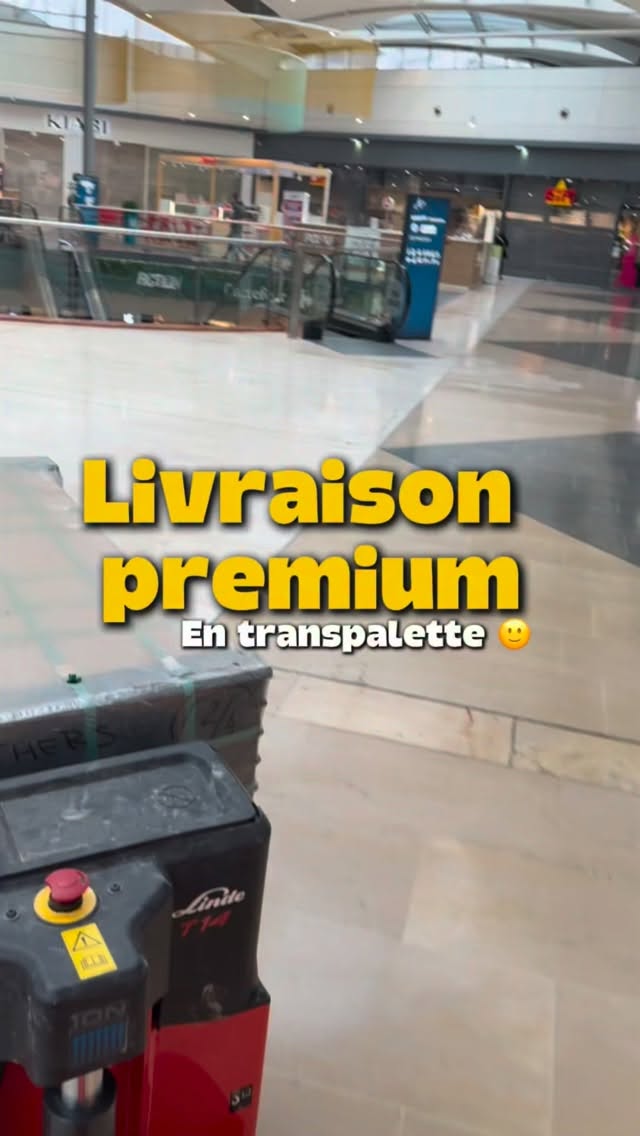 GPS : vous êtes arrivé.
Moi : au milieu du centre commercial avec un transpalette. 😅
#livraison #tranport #pov
#travail
#chantier